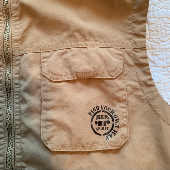 Jeep Brand Khaki Vest * Large - Picture 5 of 17